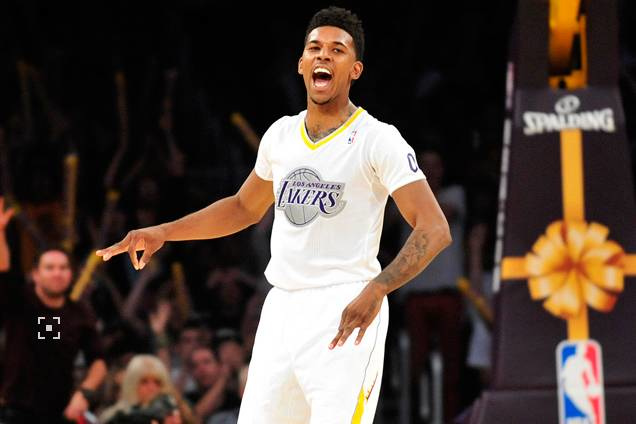 女子篮球联赛焦点球员表现回顾（女篮联赛关键球员表现盘点）