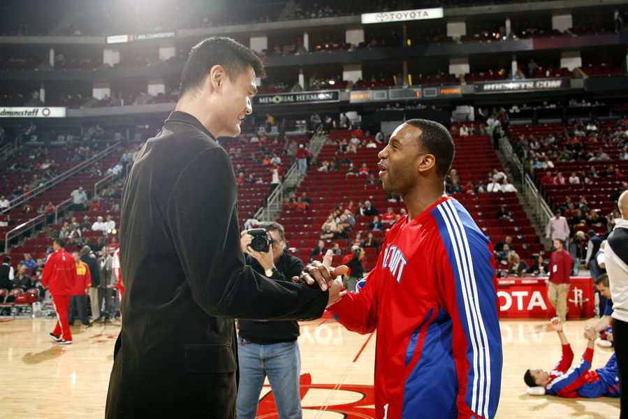 传闻：曼联、罗马和斯图加特也在关注18岁昂热前锋谢里夫（消息称曼联、罗马与斯图加特关注昂热18岁前锋谢里夫）