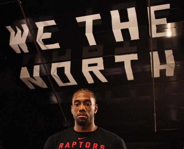 梅西：斯卡洛尼总是充满激情；阿根廷拥有很多非凡的球员（梅西盛赞斯卡洛尼激情四射：阿根廷坐拥众多杰出球员）