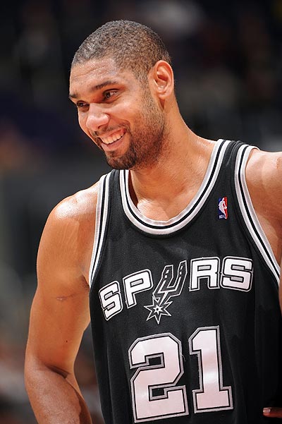 巴萨官方：邦马蒂已完成左腓骨骨折手术，预计恢复期为5个月（巴萨官宣邦马蒂左腓骨骨折接受手术，预计伤缺5个月）