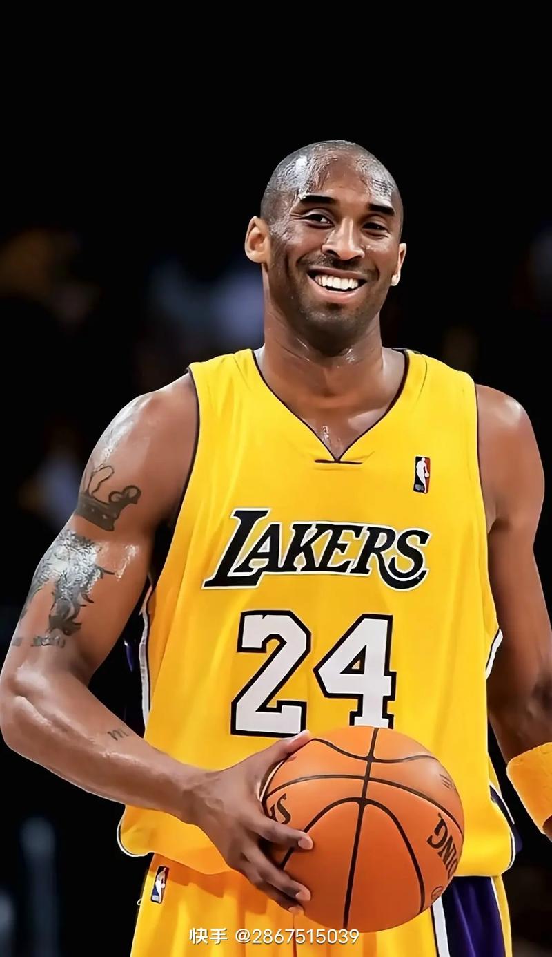 TA：斯通斯今夏不会离开曼城，胡桑诺夫计划留队（TA：斯通斯今夏将留守曼城，胡桑诺夫同样计划留队）